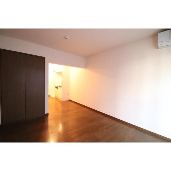 シティピア102号室 リビング