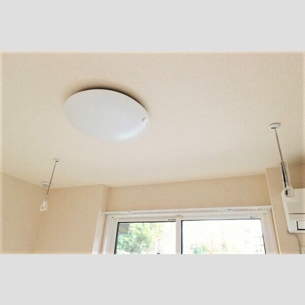 Dear Life101号室 室内物干し