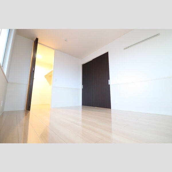 ベルクレスト　Ⅰ201号室 洋室