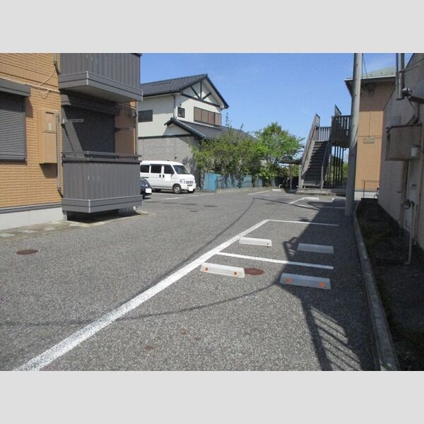 サフィール　A・B 駐車場