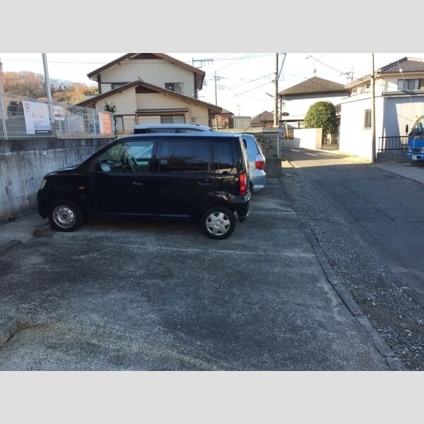 キャッスル 駐車場