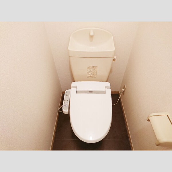 アサミレジデンスⅠ101号室 温水洗浄暖房便座トイレ