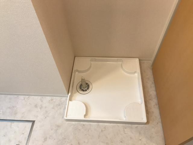 オリーブヴィラ湘南105号室 洗濯機置き場