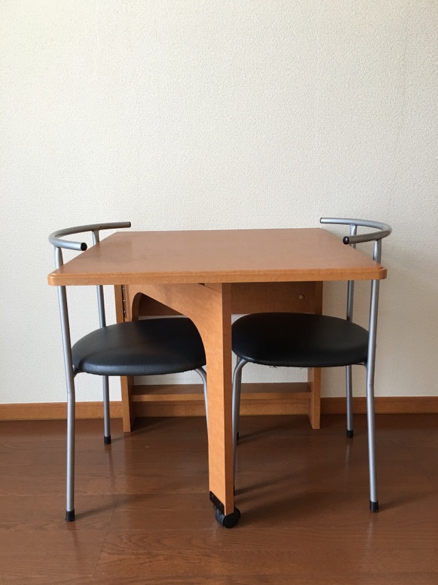 レオパレスキルシュバウム リビング