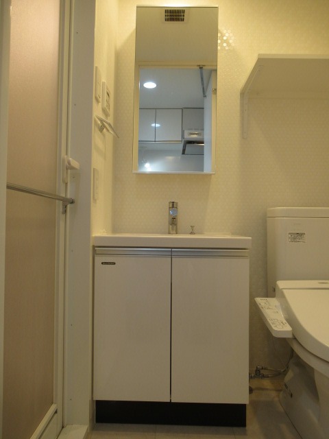 レア横濱ヴィヴァーチェ 洗面