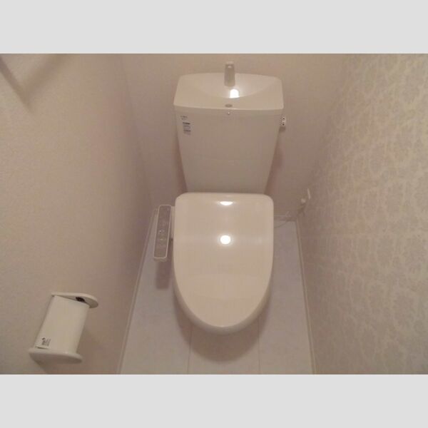 ソレイユ・ジン102号室 温水洗浄暖房便座