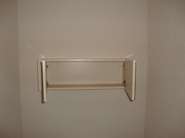 ＴＮＭ鎌倉401号室 トイレ収納