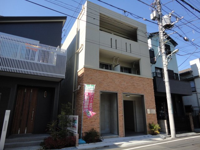 Ｌｅ　ｔｅｍｐｓ　ｈｅｕｒｅｕｘ　”Ｓ（ルタンウルーエス） 外観写真（昼）