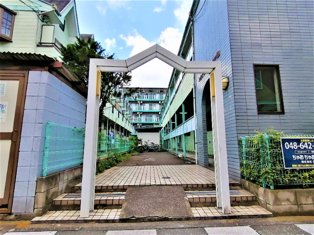 第２スカイハイツ戸田 エントランス