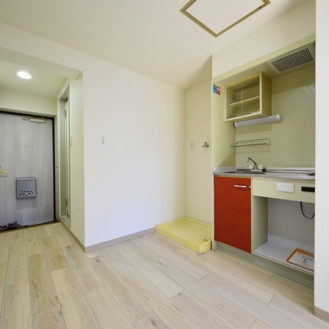 フローラル千歳台2階 同建物別部屋の参考画像