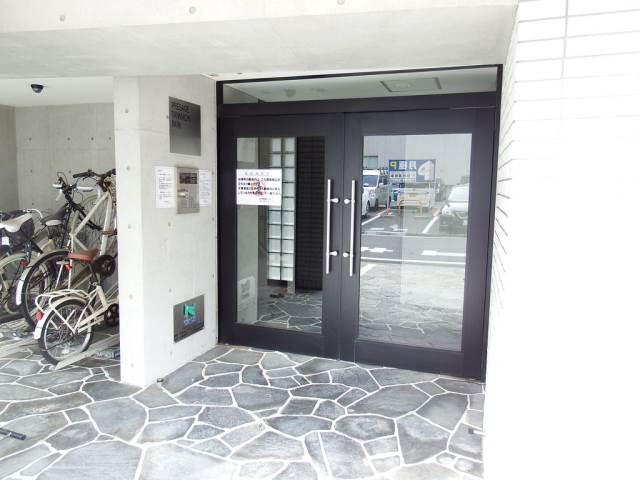 プレサージュ反町公園5階 高級感のあるエントランス！