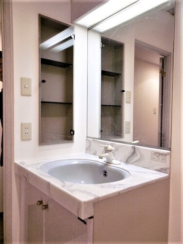 ライオンズヒルズ松戸 洗面台　※前回募集時2017年5月撮影