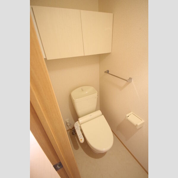 フォリウムー　A 温水洗浄便座