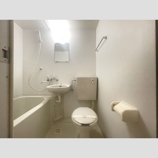 カーサアッカB号室 トイレ