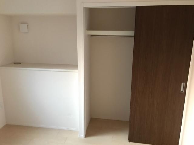 リヴァージュ登戸 クローゼット