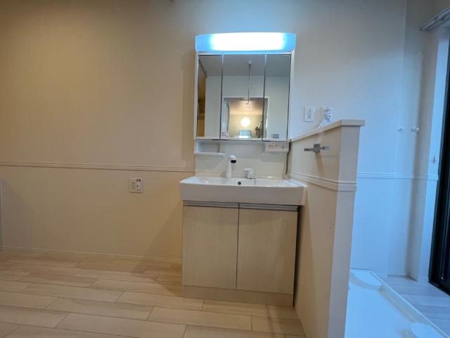 a l’aise （ア　レーズ）102号室 洗髪洗面化粧台