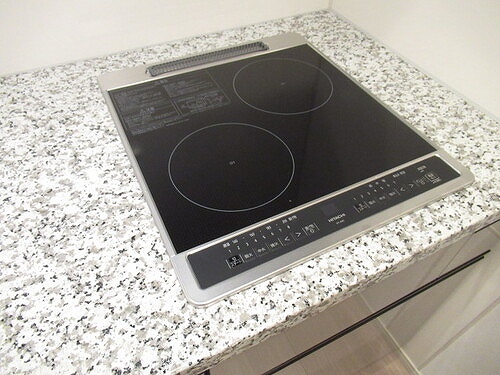 プラウドシティ武蔵浦和ステーションアリーナ18階 ＩＨキッチンヒーター