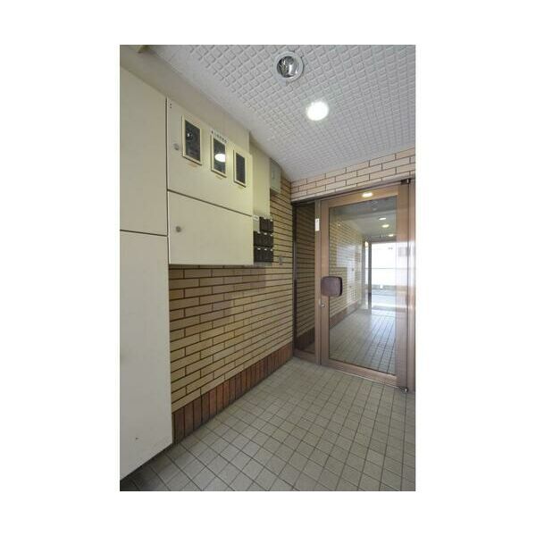 プラザ宿町303号室 エントランス