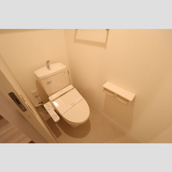 1/6th　ワンシックス 温水洗浄暖房便座