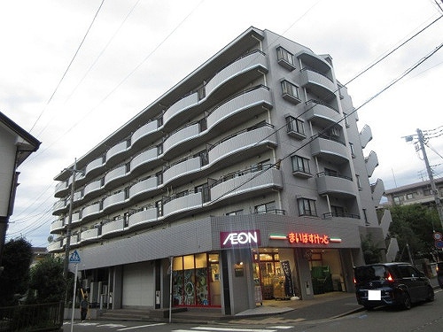 ビューハイツ高山2階 建物外観　※2024年10月撮影