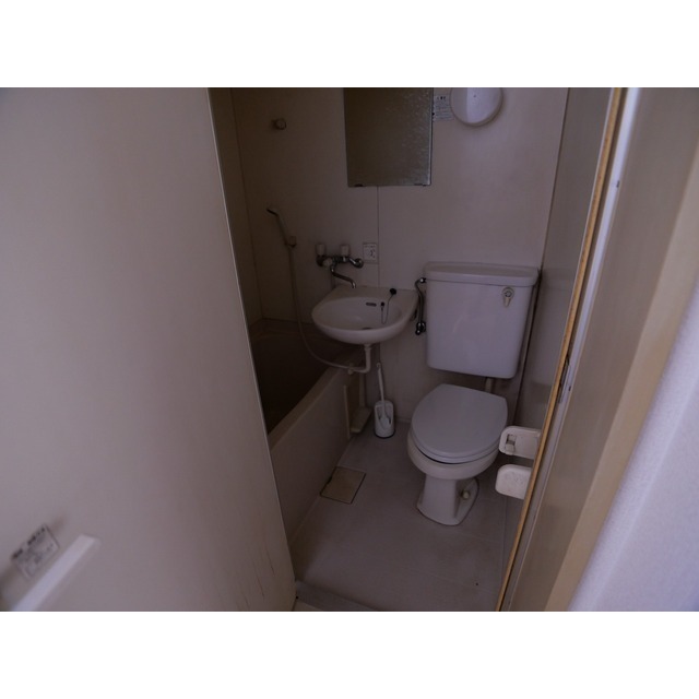 フラッツ1000210号室 内観