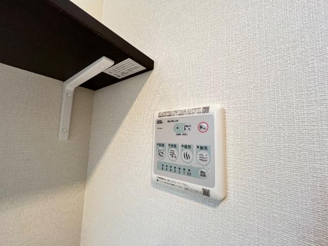 シャンパーニュ北越谷201号室 浴室乾燥機