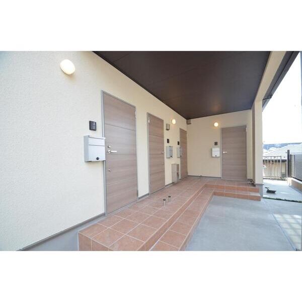 フォレスト鷺沼 エントランス