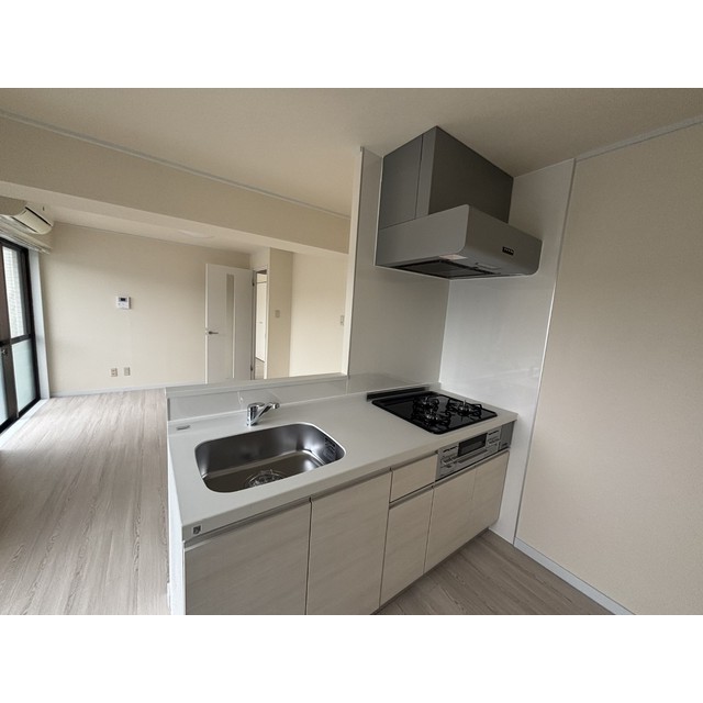 パームヴィラ鴨居401号室 キッチン