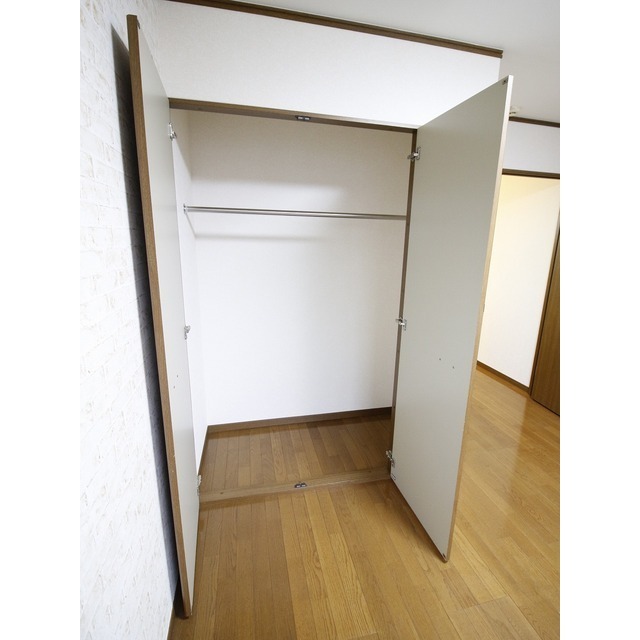 プレジール 浦和 内観