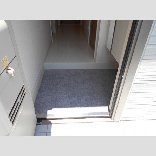 セレシェイラ弐番館 玄関