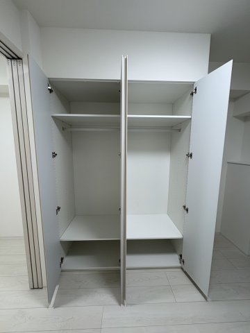 GENOVIA世田谷桜0202号室 収納