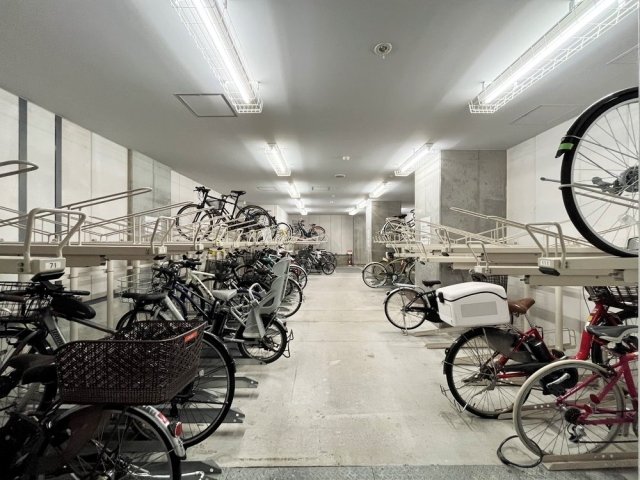 ザ・タワー芝浦11階 駐輪場
