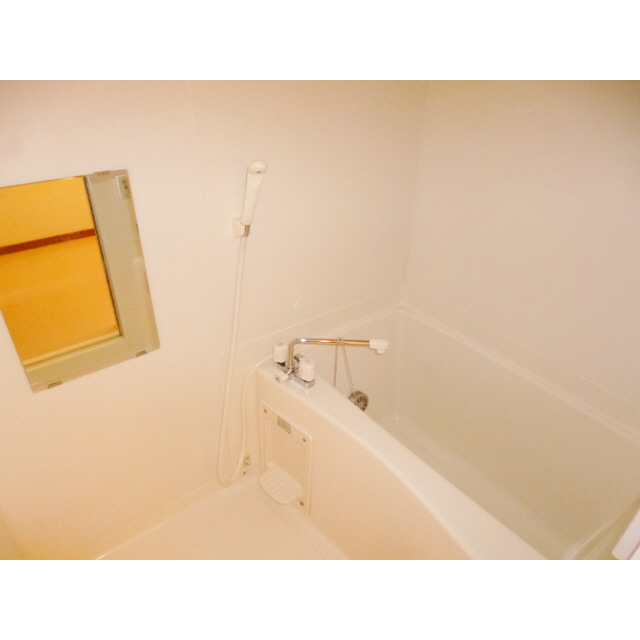アムール HAPPINESS202号室 お風呂