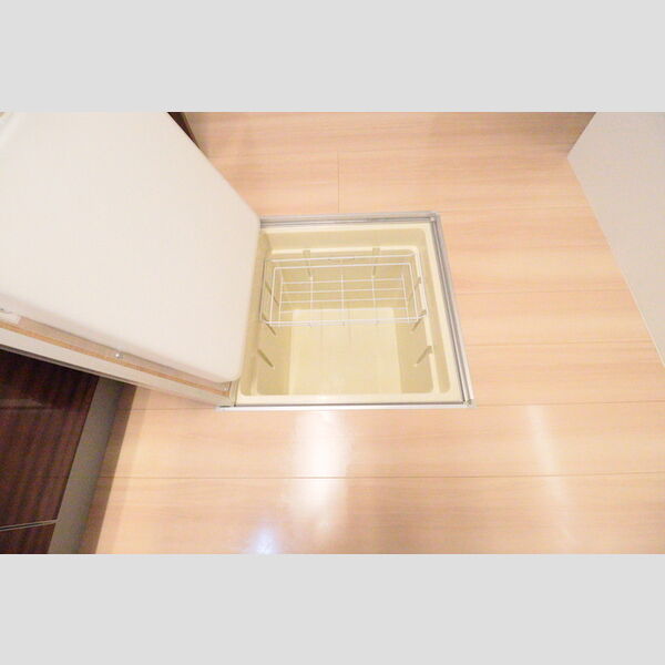 メゾン サクラ 床下収納