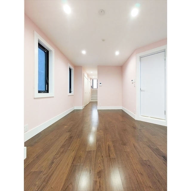 ヴィクトリアン・パレス横浜 内観