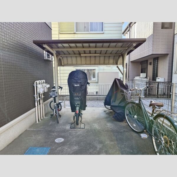 フローラ昭島 駐輪場