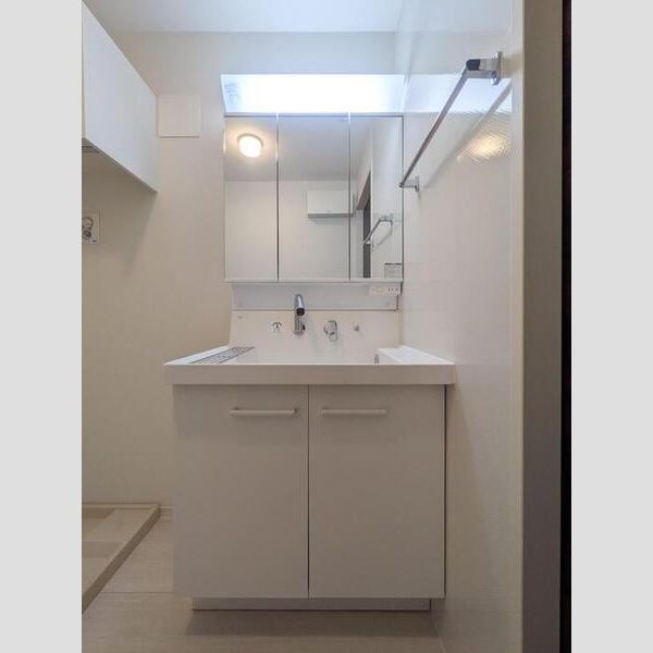 ヴァンヴェール碧201号室 洗髪洗面化粧台
