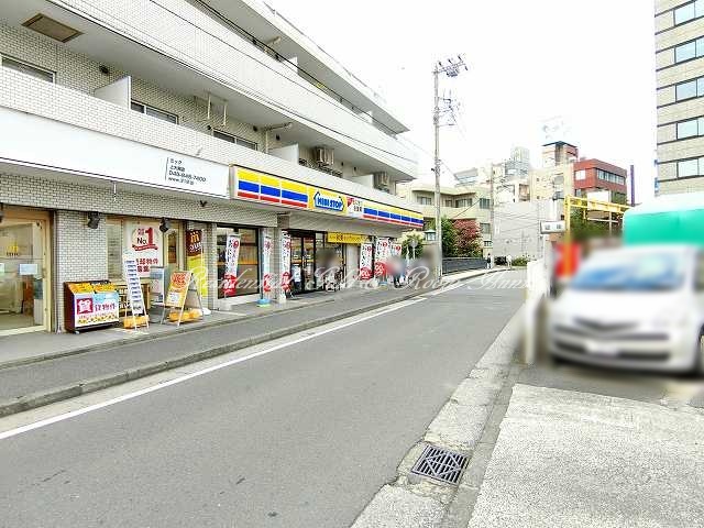 Ｔｈｅ　ｉｎｆｉｅｌｄ　上大岡304号室 【コンビニエンスストア】ミニストップ 上大岡店まで498ｍ