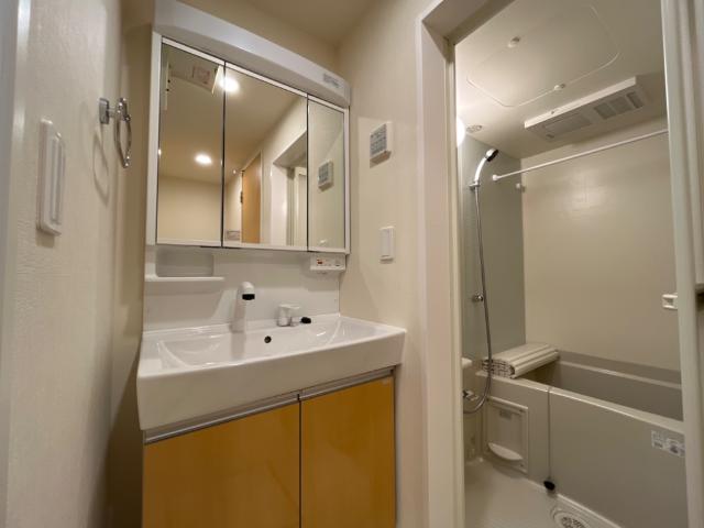 ＣＯＳＭＯＳ　Ⅱ 洗髪洗面化粧台