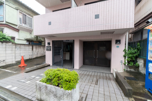 レジェンド椎名町 エントランス