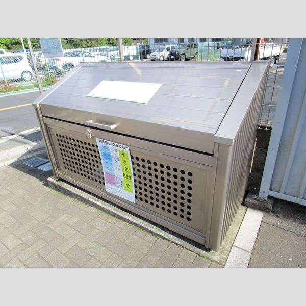ゲートパレス 入居者専用ゴミストッカー