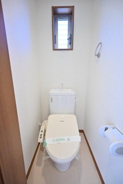 ヴィエント梶ヶ谷2階 トイレ