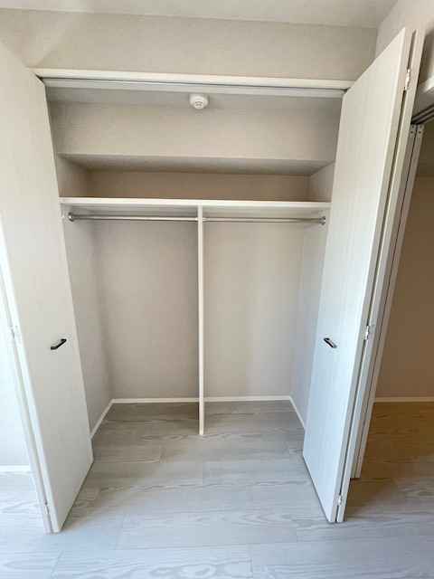 ドゥーエ二子新地6階 収納