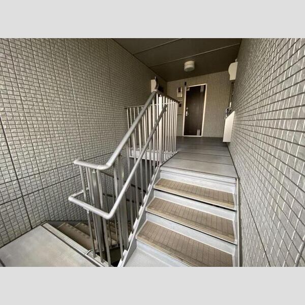 CRAPE MYRTLE 駒沢公園通り202号室 ロビー