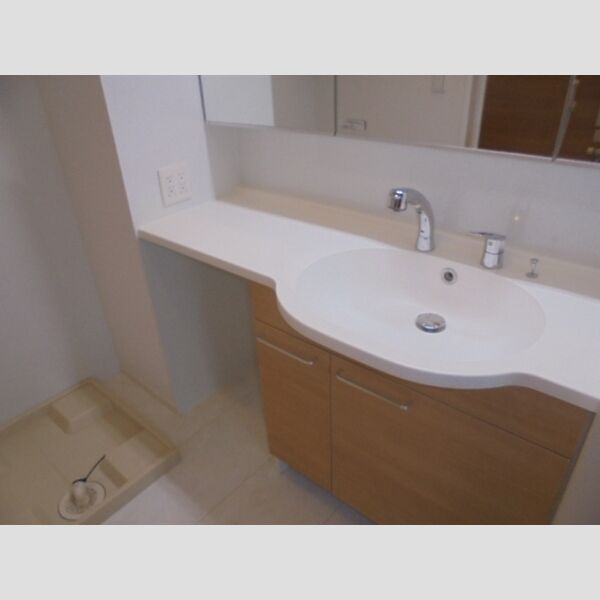 白楽クアトロハウス　B棟 洗面