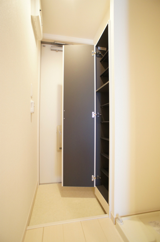 リブリ・シャトー・デ・ザール Ⅵ 収納