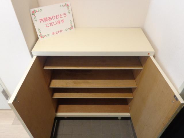 サンセヴィラージュ103号室 シューズボックス