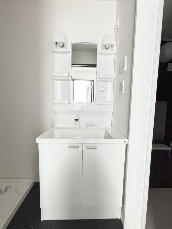 アリシア相模大野2階 独立洗面台★