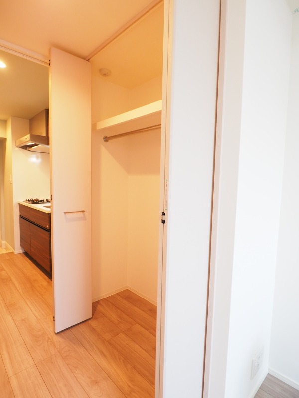 ドゥーエ蒲田南4階 収納