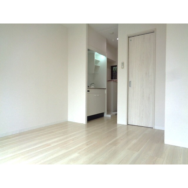 ストーリオ桜上水1階 リビング